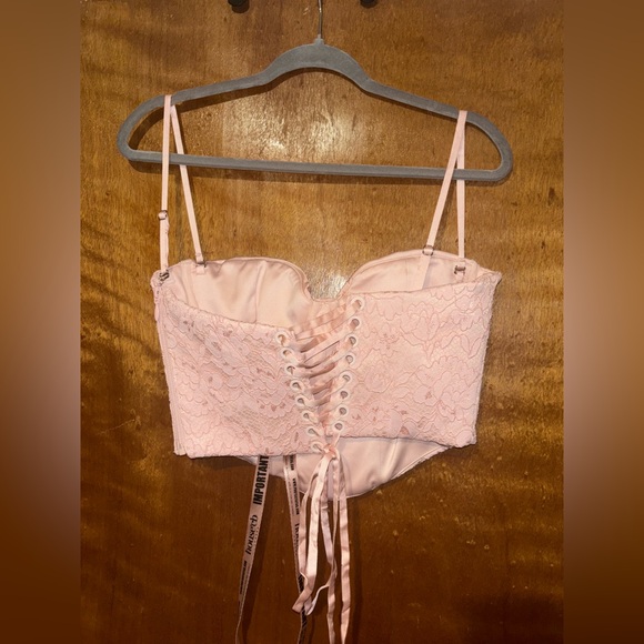 NWT House of CB “DUCHESS”
Ballerina Pink Lace Corset, Skirt And Bolero Set - Picture 4 of 10